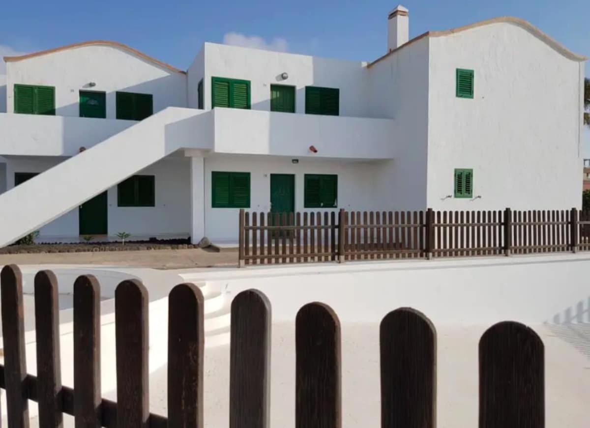 Lightbooking Los Lagos El Cotillo Exterior photo